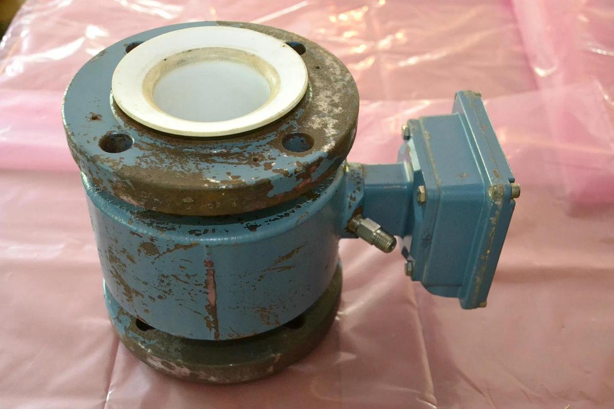 Used ROSEMOUNT 0985005509810005 TSA030C1W1H1 TRANSMITTER