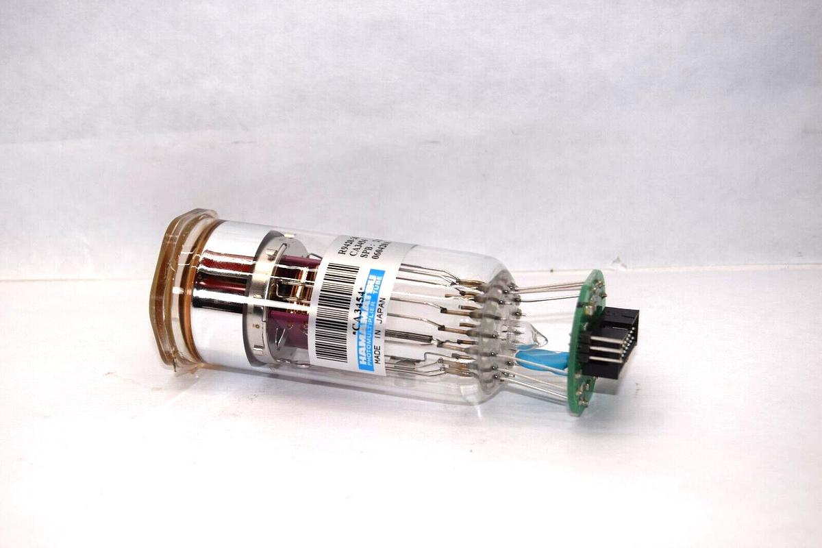 (NEW) HAMAMATSU R9420-20 Photomultiplier Tube