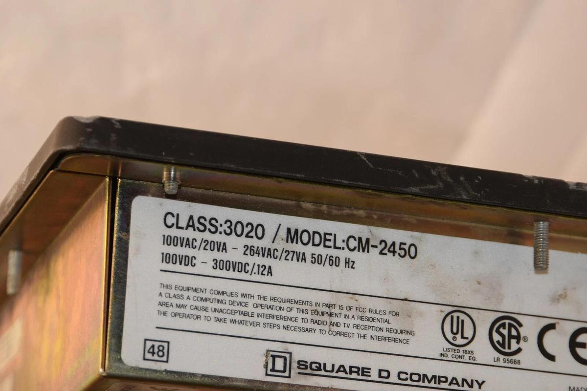 Used SQUARE D Power Logic Monitor 3020/CM-2450 3020 CM-2450 W/ 3090/SPM-2000 SRG PROT