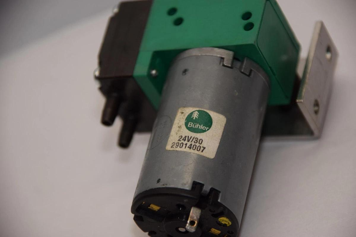 Used THOMAS 50021065 Vacuum Pump With Buhler 29014007 24V Motor