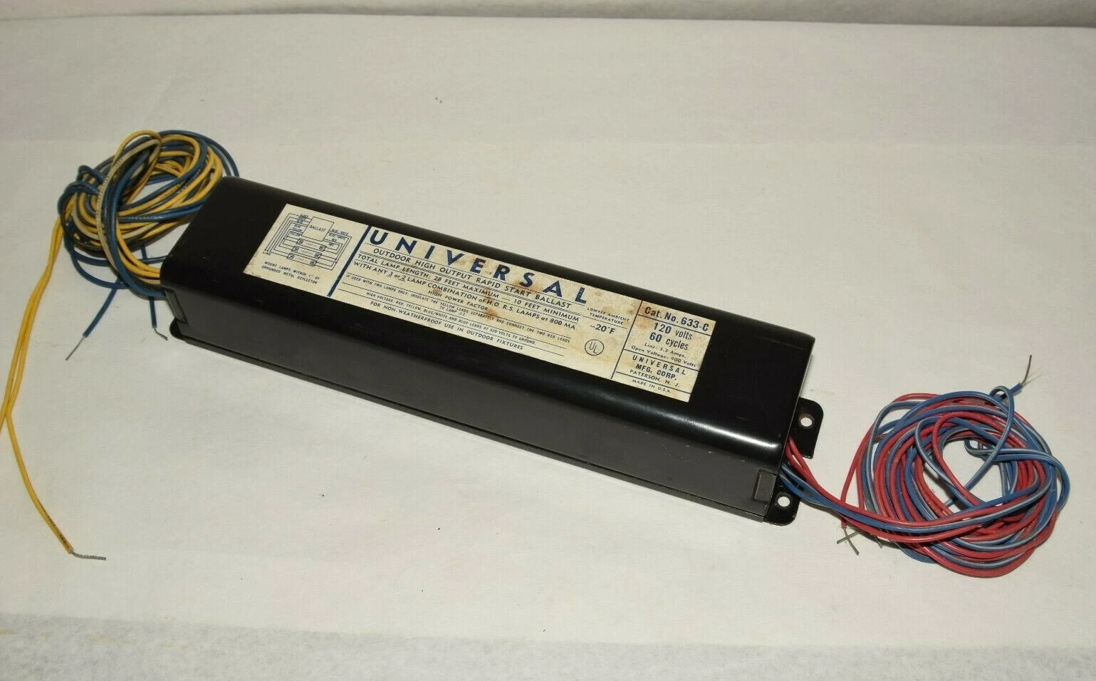 NEW- UNIVERSAL 633-C 633C 120V 60Cy 3.3A Outdoor High Output Raid Start Ballast