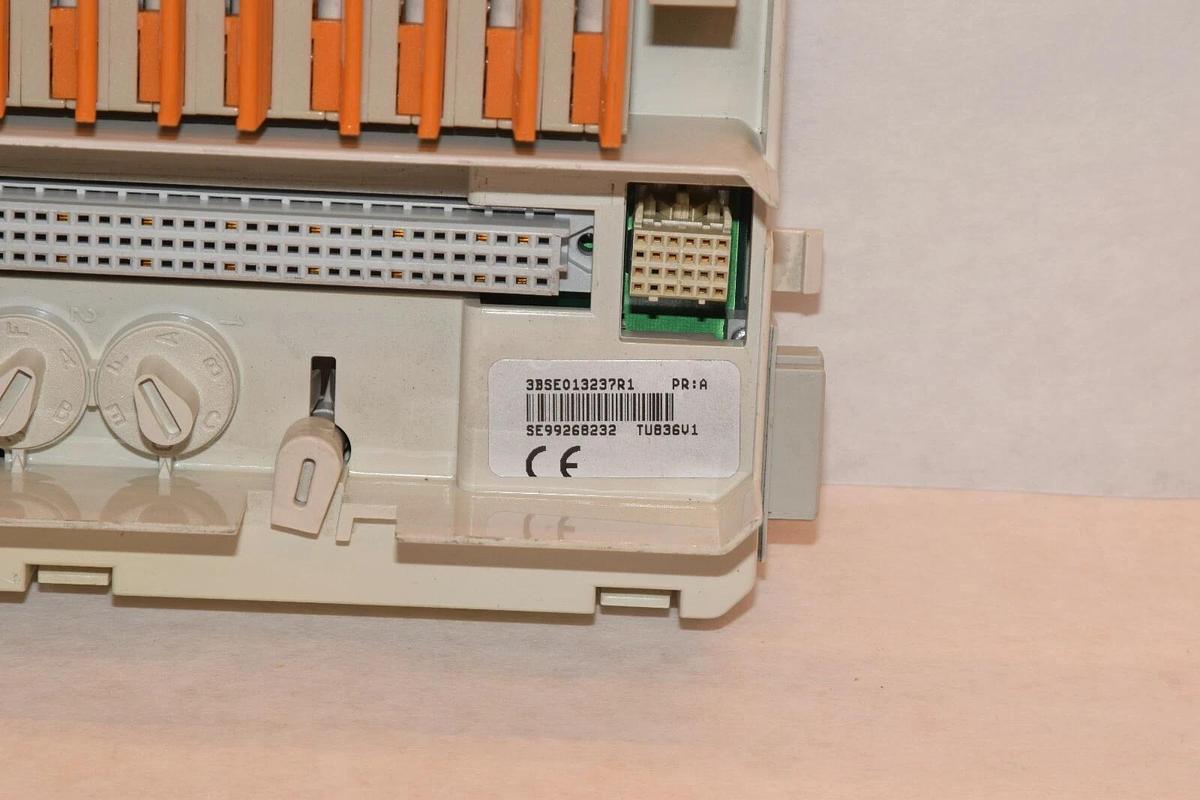 Used ABB MODULE 3BSE013237R1 TU836V1 3BSEO13237R1 PR: A