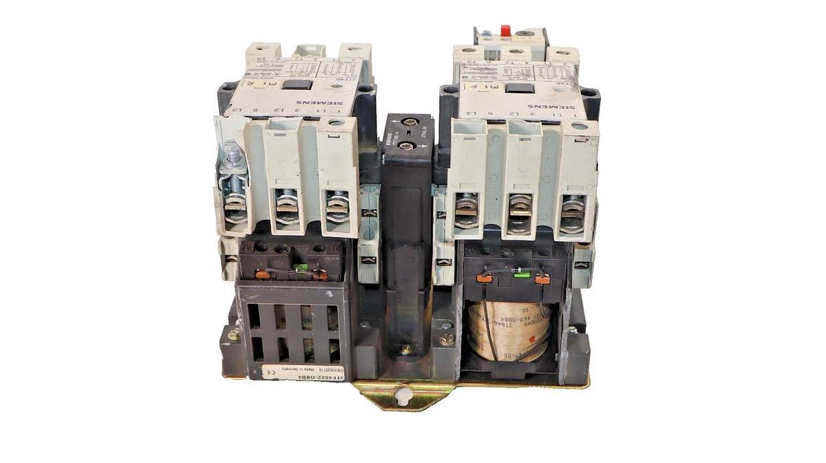 Used Siemens Reversing Starter Contactor CRL0F4622  24vdc Coil (Damaged)
