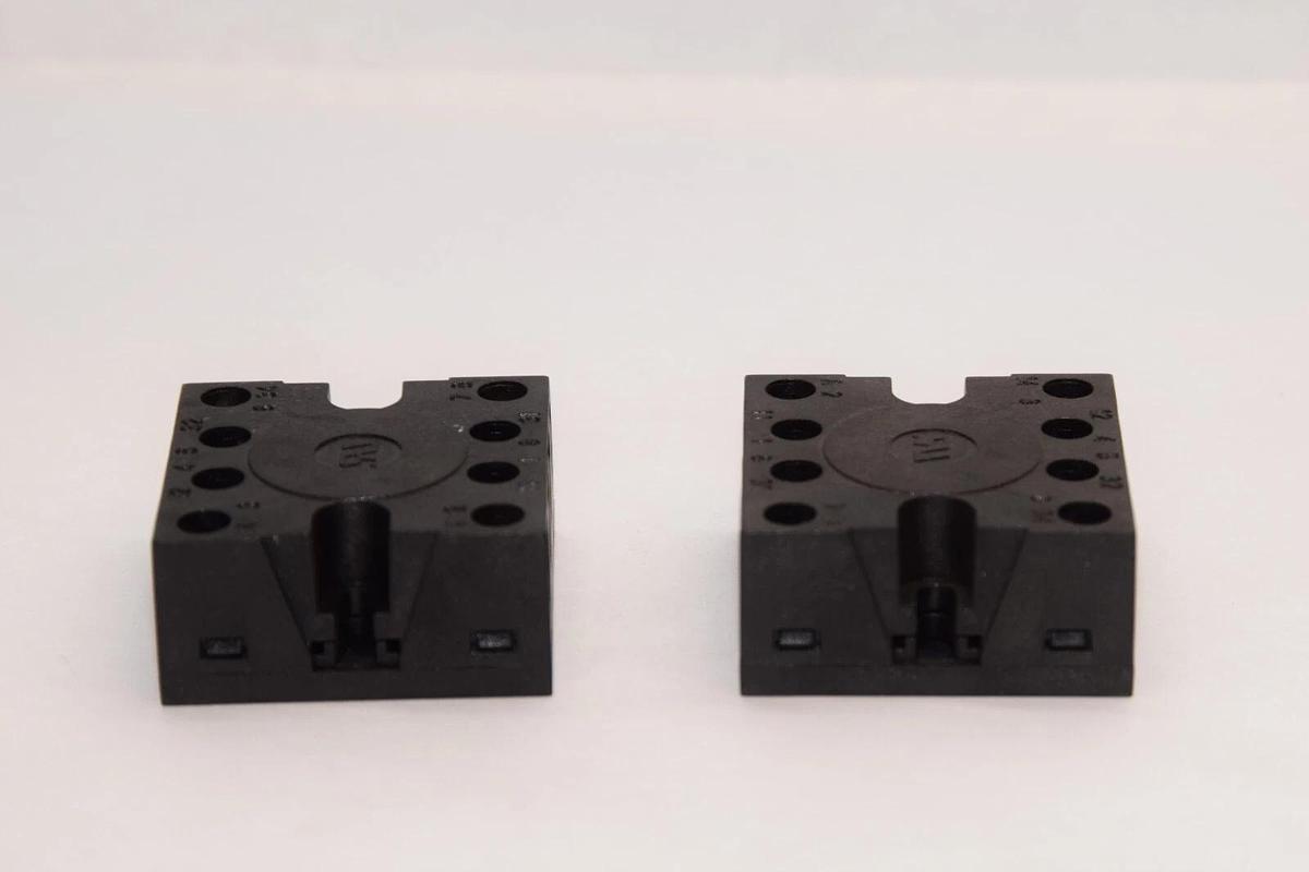 (NEW - Lot of 2) DYNAPAR PBT03155 8-Pin Socket Relay