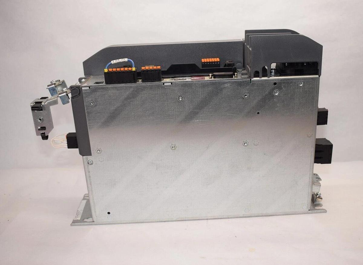 SEW Eurodrive Movidrive Drive MDA90A-0160-503-X-S00 Input: 560v 7.5kw 10hp 16a