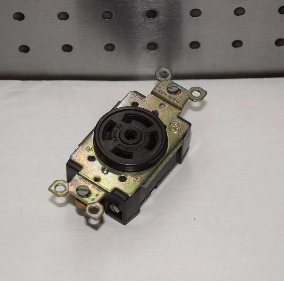 GE GENERAL ELECTRIC L-21 30A 120/208V 3 PHASE TWIST LOCK RECEPTACLE NEW
