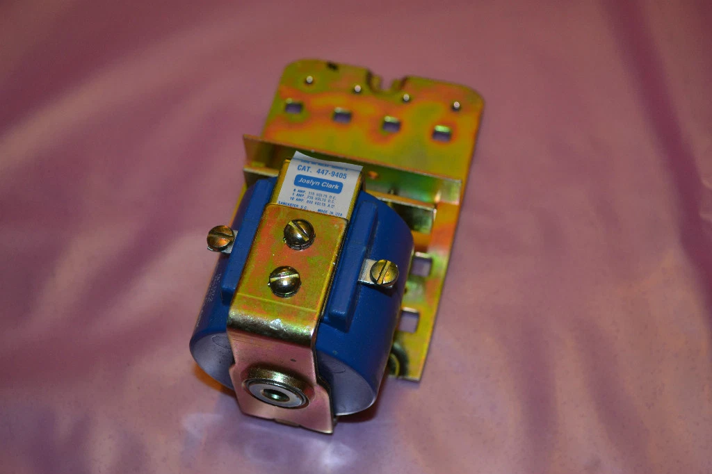 Joslyn Clark HH Relay Ser. A 447-9405 4479405 447 9405 240v NEW