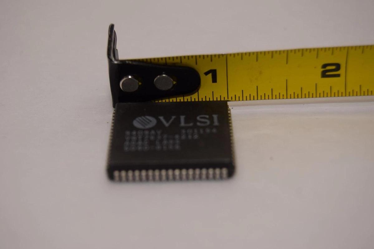 VLSI VGT7637-6212 , 9409AV 301194 , 5040-8155 Integrated Circuit NEW
