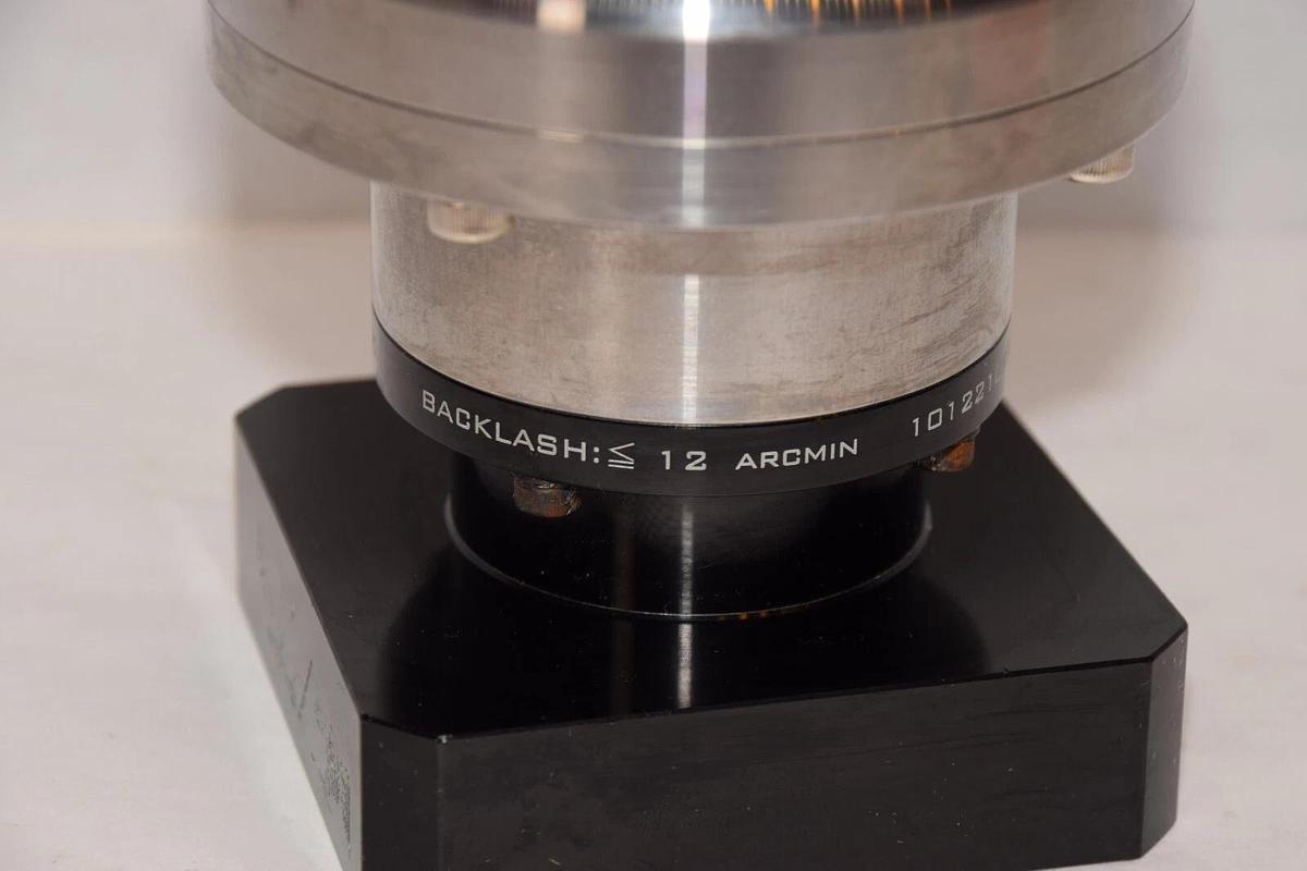 Used APEX DYNAMIC AE090 100:1 , 1012210995 Ratio Planetary Gearbox