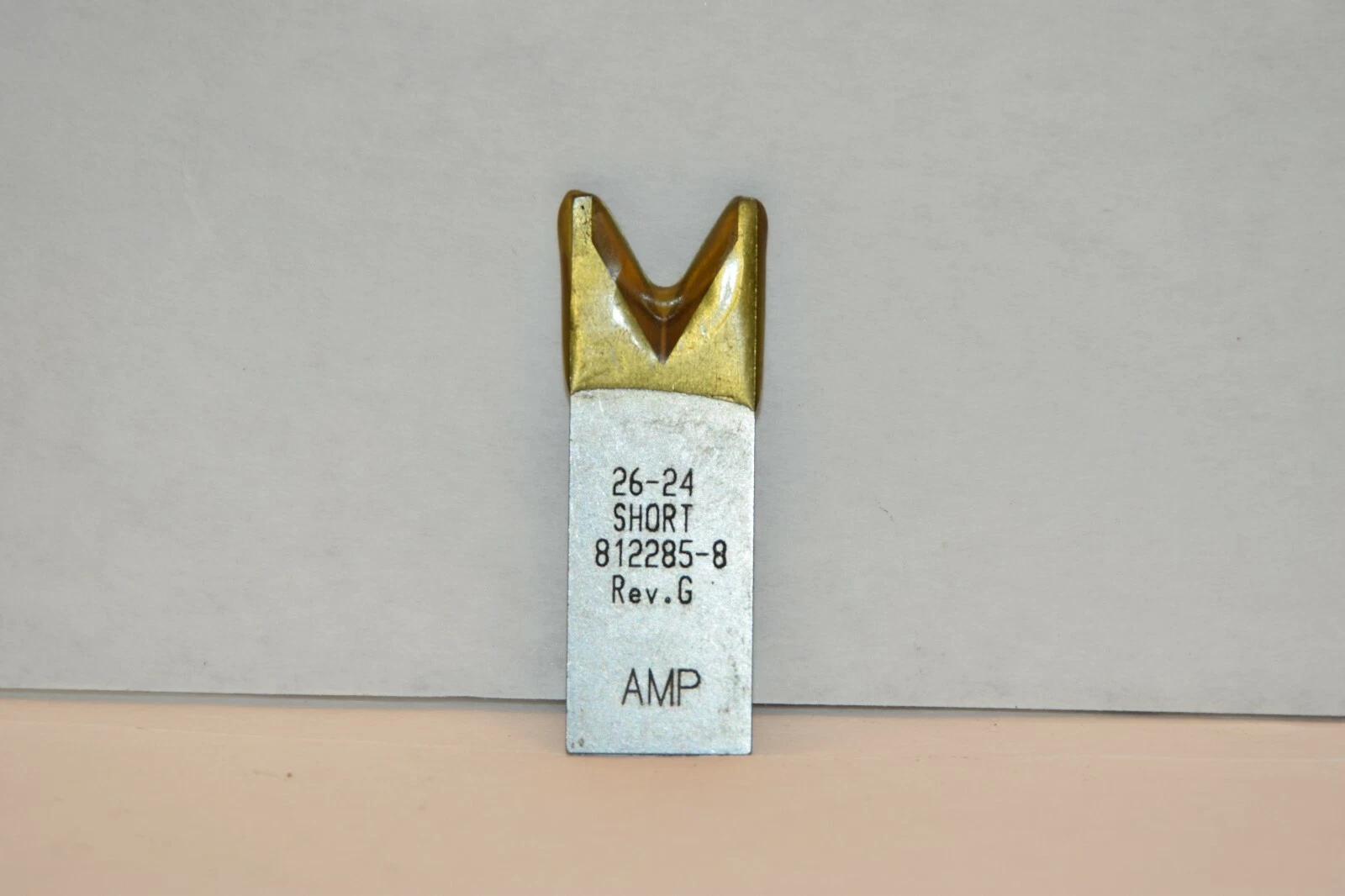 NEW AMP 812285-8 26-24 SHORT REV. G WIRE INSULATION STRIP BLADE