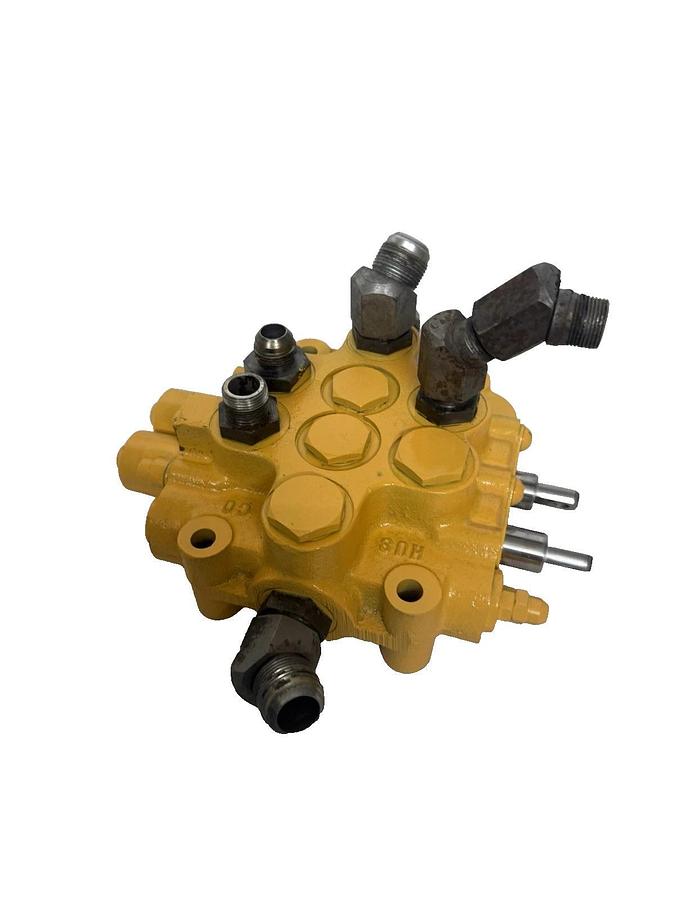 Used Altec Husco 28A7 3212C Vermeer Hydraulic Valve 2 Spool Valve block  3212C 1-D-M