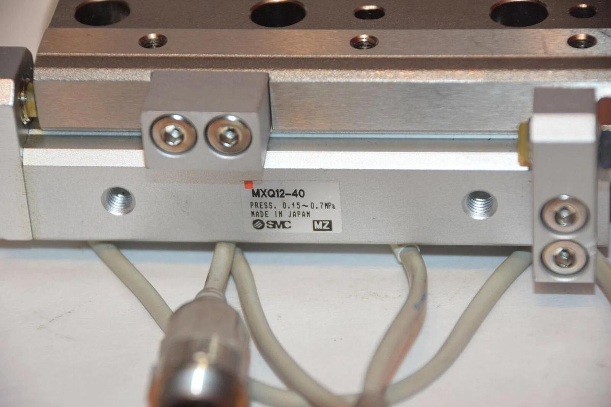Used SMC MXQ12-40 0.15-0.7MPa AIR/PNEUMATIC SLIDE TABLE
