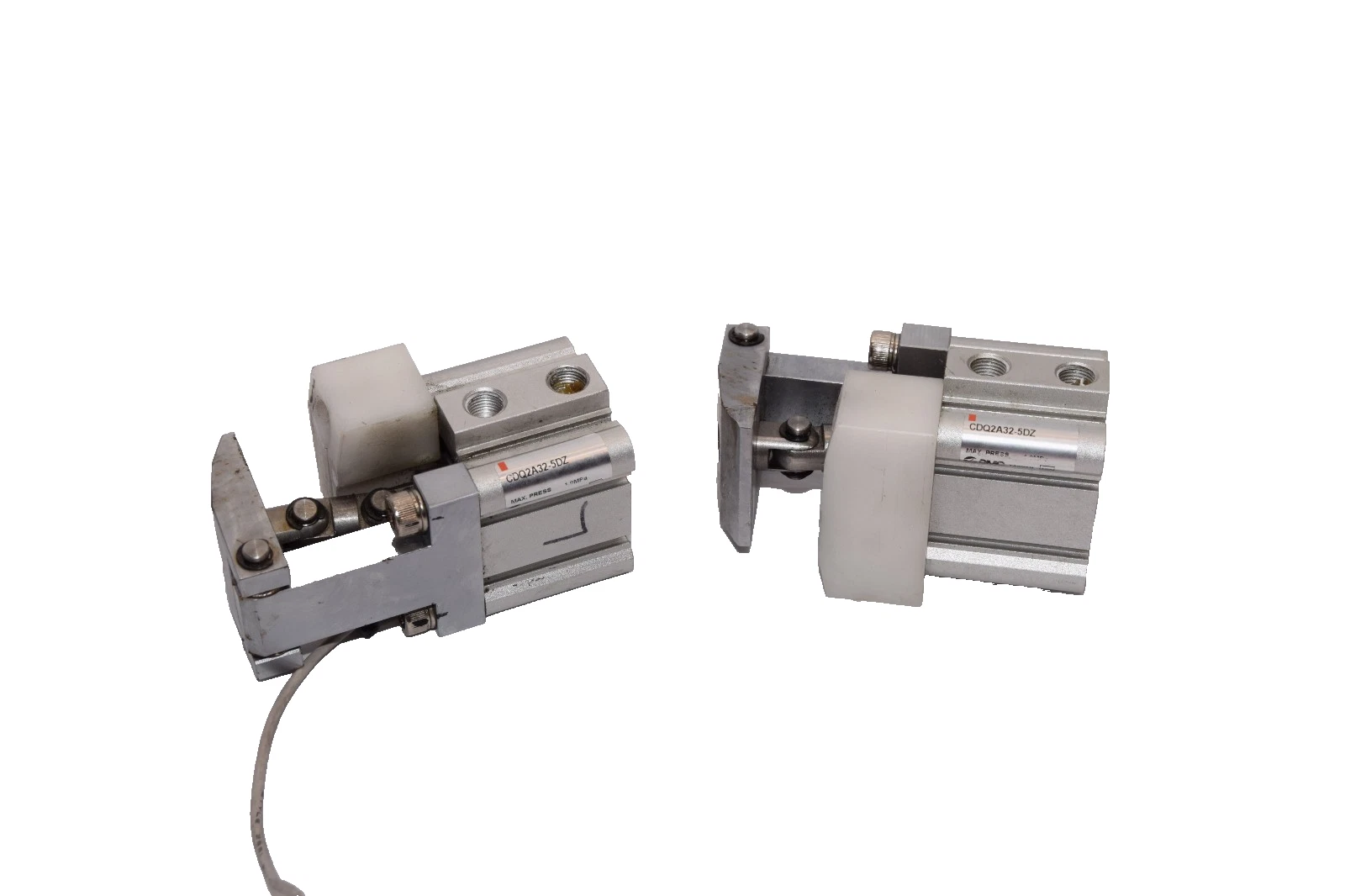 Used SMC CDQ2A32-5DZ , CDQ2A325DZ Pneumatic Cylinder - Lot of 2