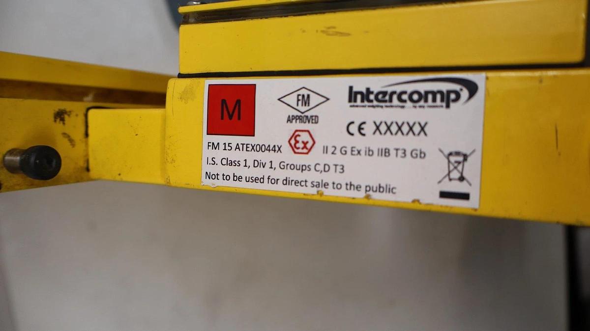 Used Intercomp Low-Profile Aircraft Scale AC40-LP 10,000 X 2lbs 144042 5,000 x 1kg
