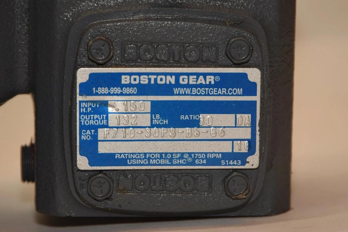 (NEW) BOSTON GEAR F710-30PS-B5-G6 30:1 1/2" Shaft Gear Box / Speed Reducer