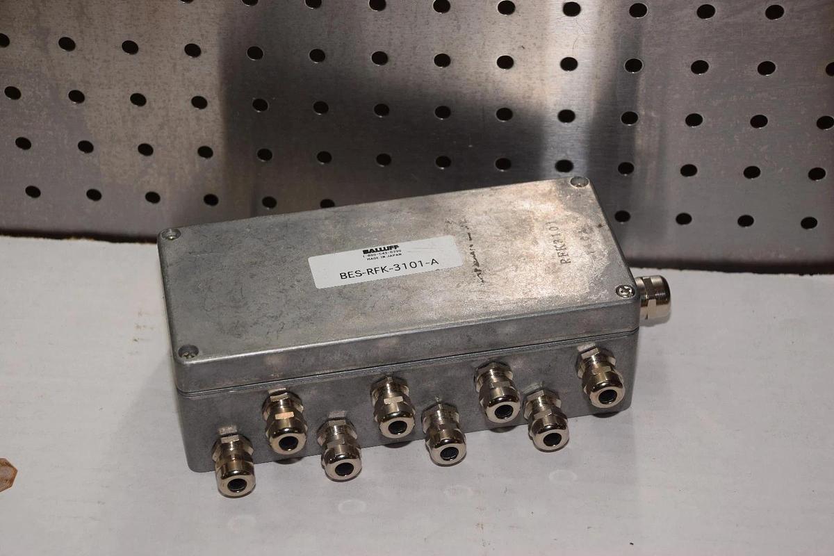 BALLUFF BES-RFK-3101-A BESRFK3101A INTERCONNECT HUB BES-RFK-3101  NEW