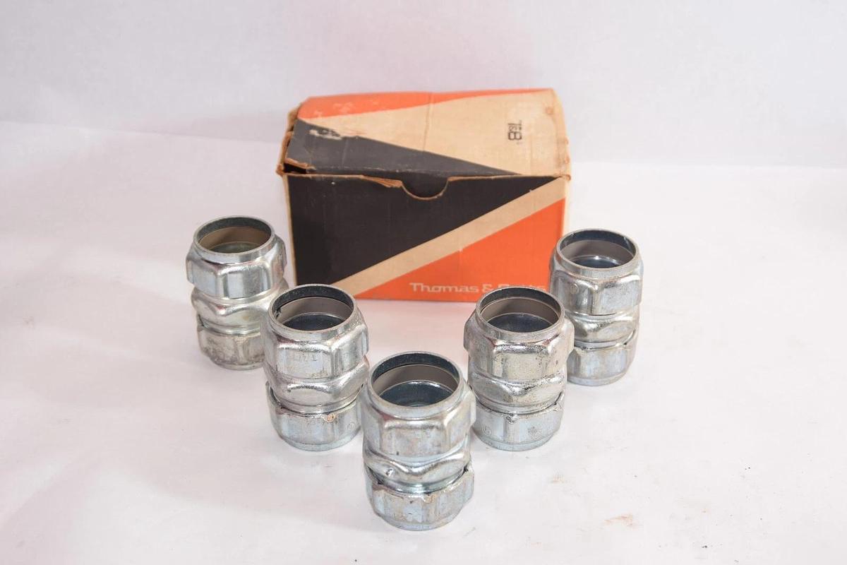 (NEW - Box of 5) T&B 78-6210-05420 1-1/4" EMT Coupling Steel