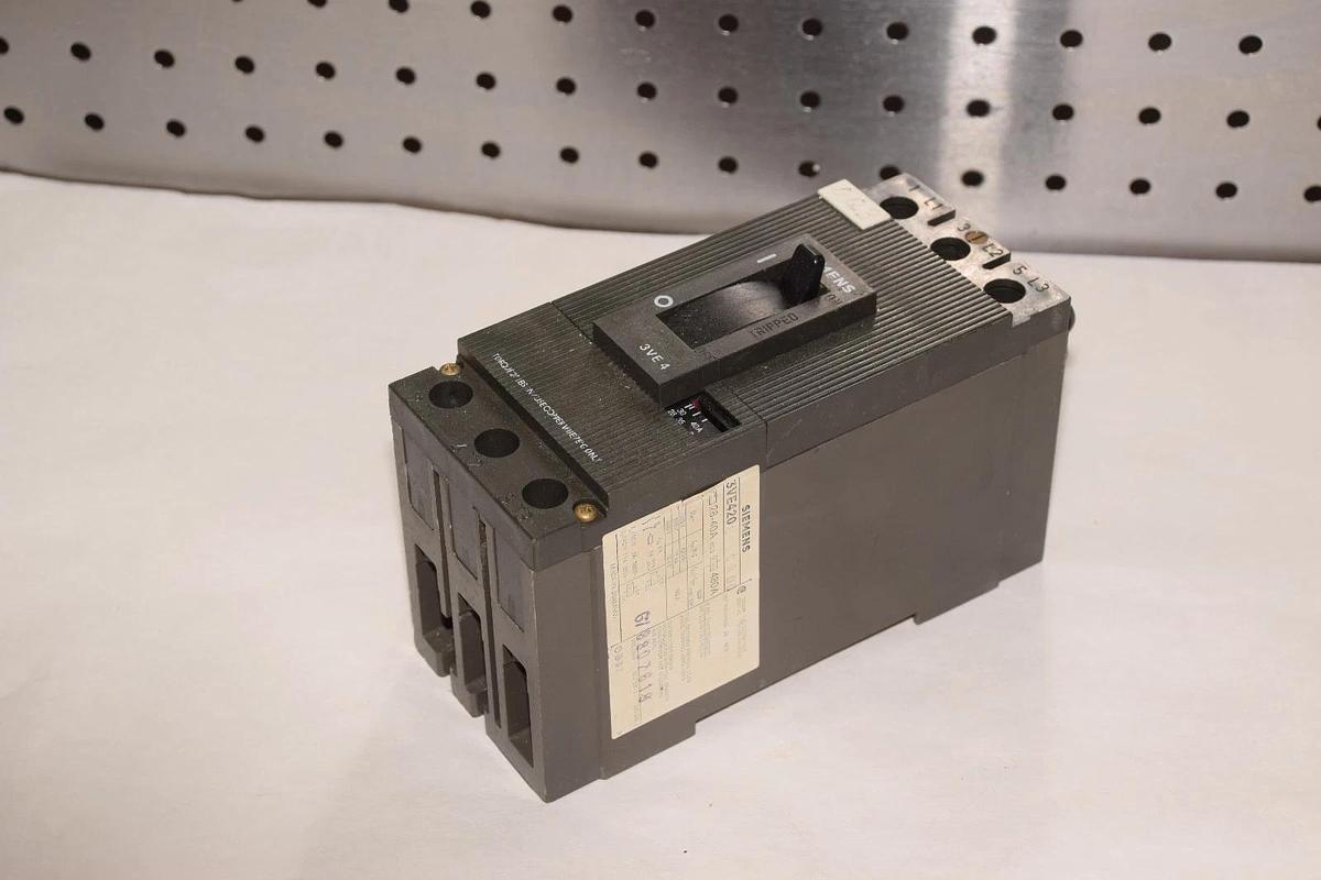 Used SIEMENS 3VE420 28-40A MOTOR OVERLOAD BREAKER