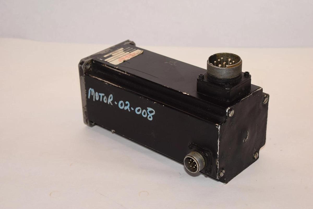 Used MOOG 304-141A 2700rpm 350 Max Voltage Brushless Motor