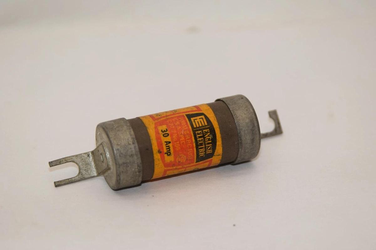 (NEW) ENGLISH ELECTRIC CIA 30 30A 30 Amp 600V Bolt On Fuse