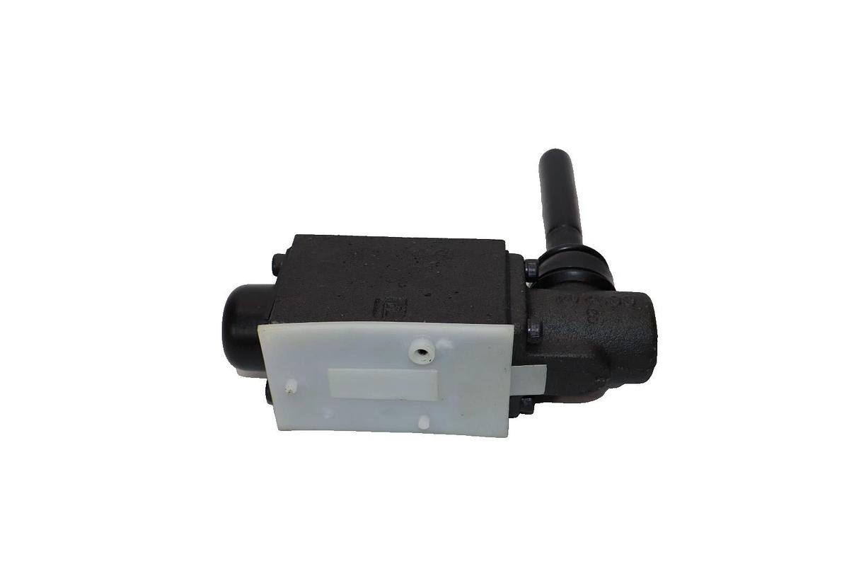 Parker Hydraulic Control Valve D1VL001CN 91 5000 PSI USA (New)