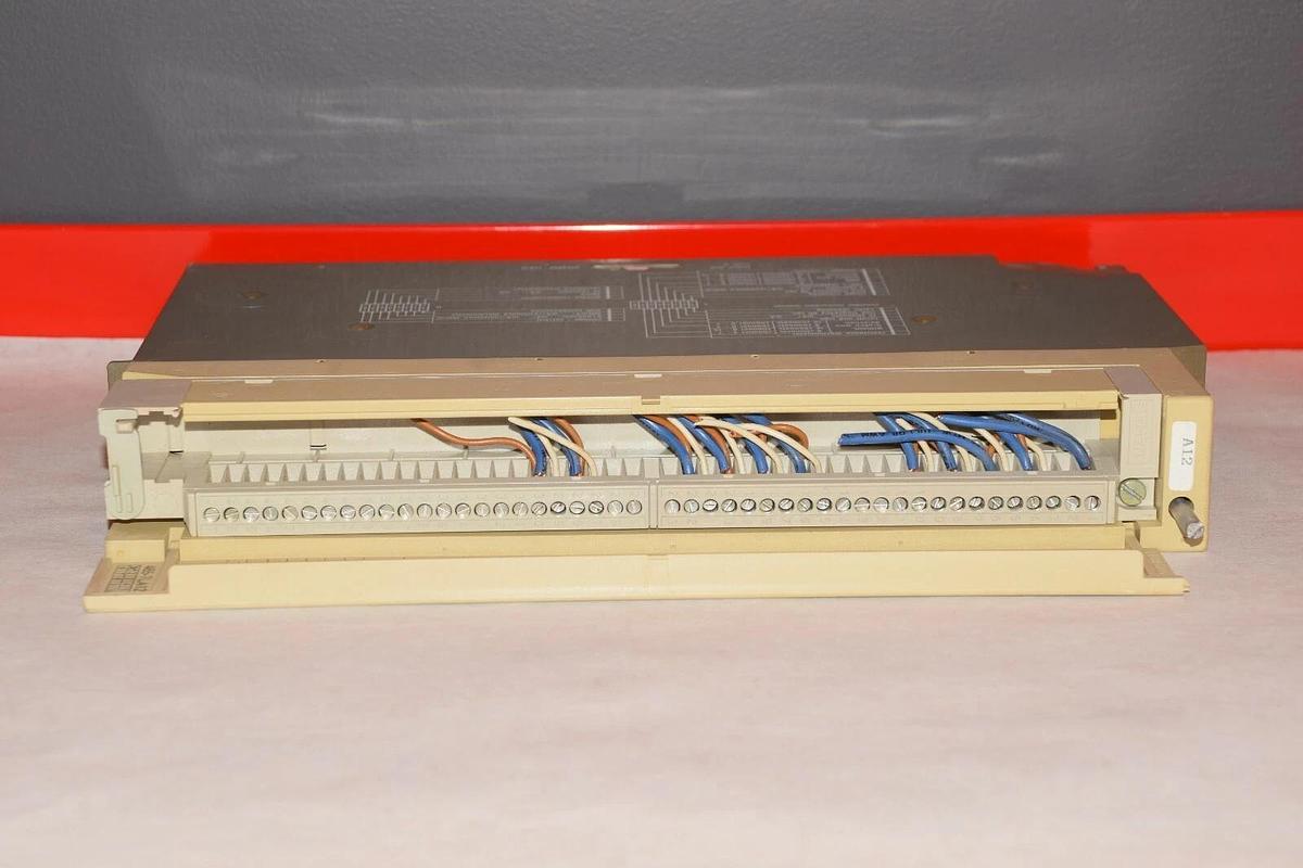 Used SIEMENS 6ES5 465-7LA12 6ES5 465-7LA12 SIMATIC S5 INPUT MODULE