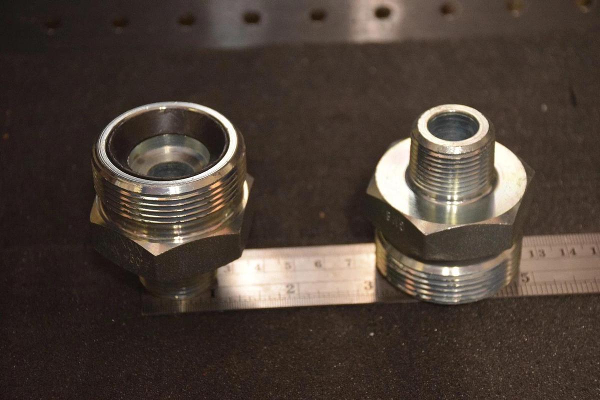 LOT OF (2) DIXON GM8 Boss Ground Joint Seal Male Spud 3/4" NPT X 1-1/2", 0.75"