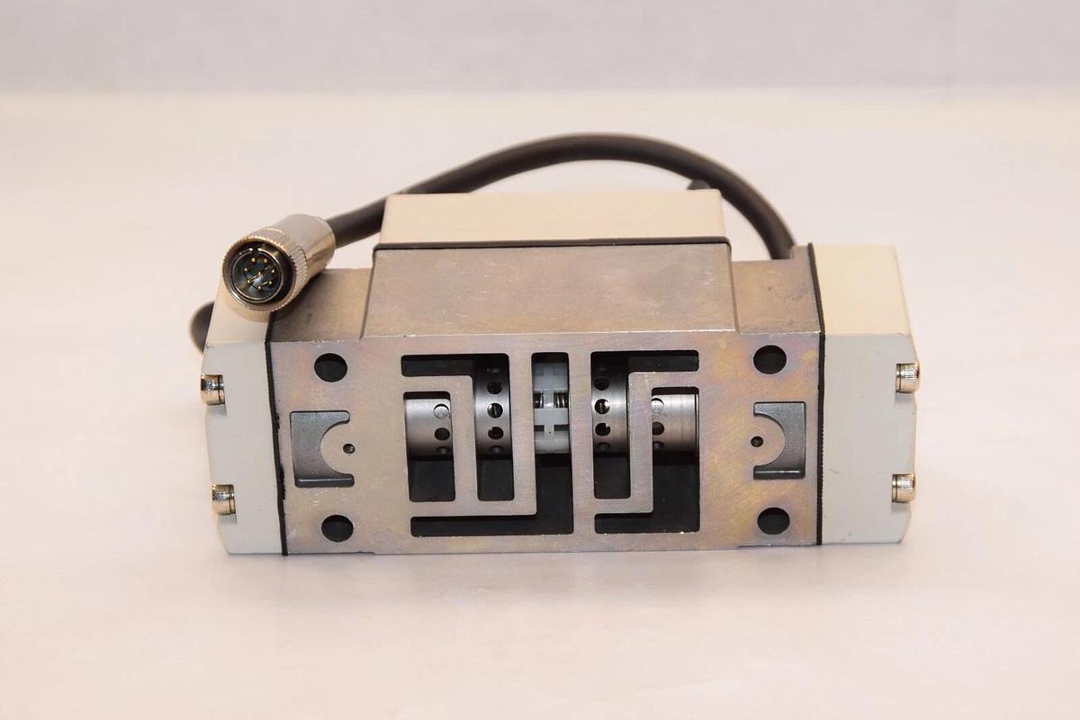 (NEW) SMC VY3400-00-X1 0.9MPa E-P HYREG Pressure Valve