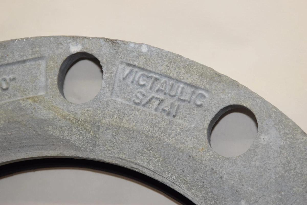 (NEW) VICTAULIC S/741 10" 7/8" Bolt Galvanized Flange Adapter *Flange & Gasket*