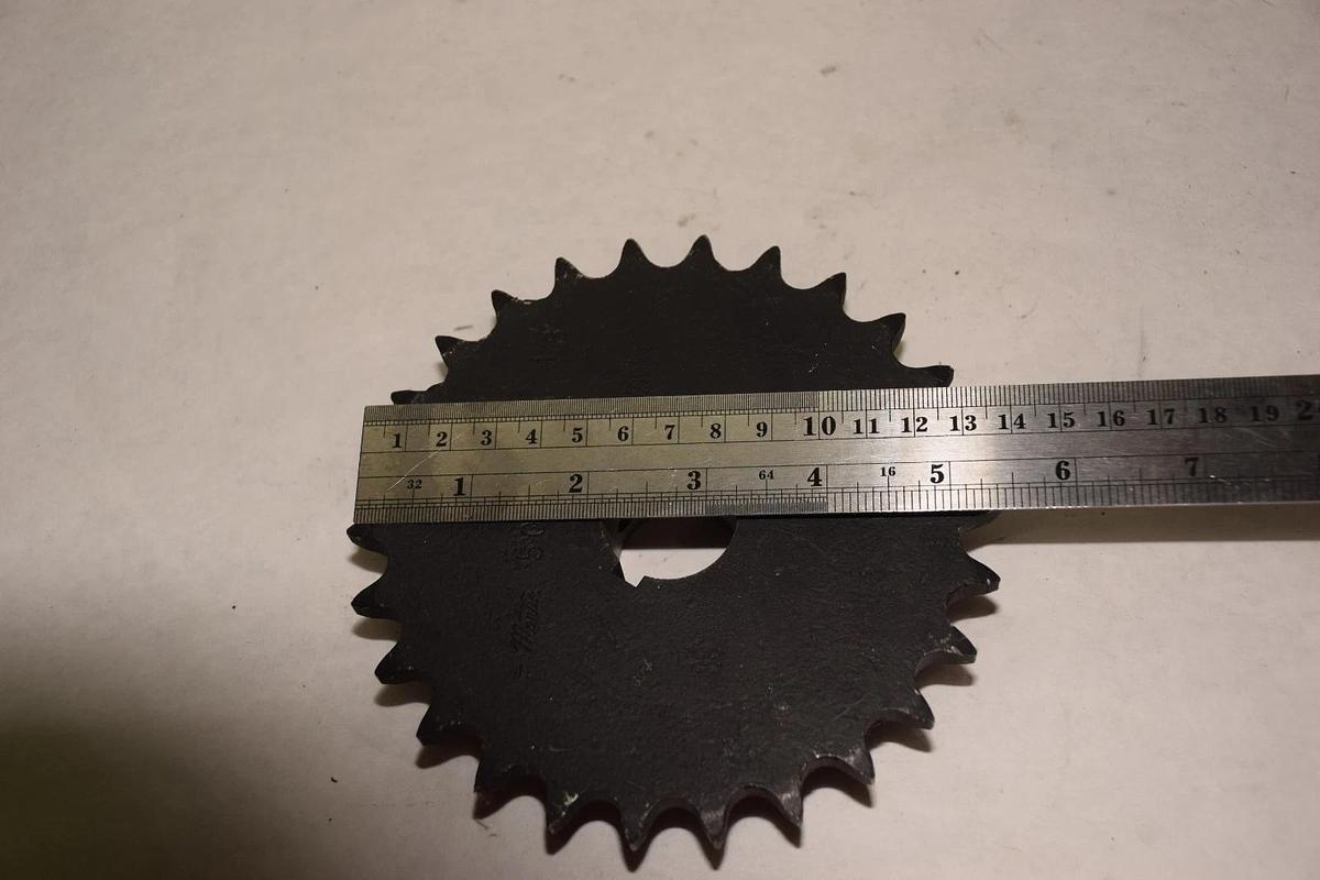 MARTIN 50BS26 1-1/8 1-1/8" BORE 26 TEETH SPROCKET NEW