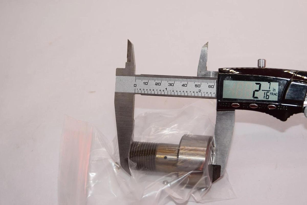 (NEW) SMITH HCS51X HCS-51-X HCS 51 X 1-1/2" Cam Follower