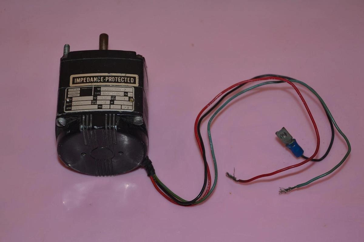 Used BODINE MOTOR KCI-23A2 7I8CA0072 0.60 HZ 9 W 86 RPM