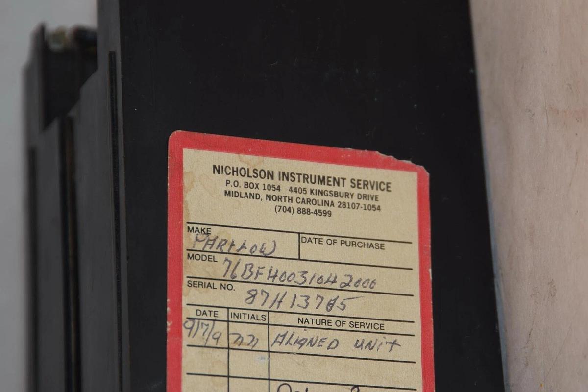 Used PARTLOW 76BFH00310H2000 TEMPERATURE CONTROLLER  0-600 deg F