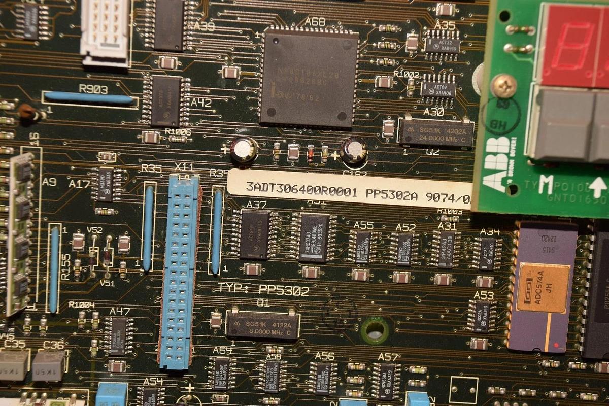 (NEW) ABB PAD 635 A V5 , 3ADT218083R0635 PAD/PSD Vertron Power Converter