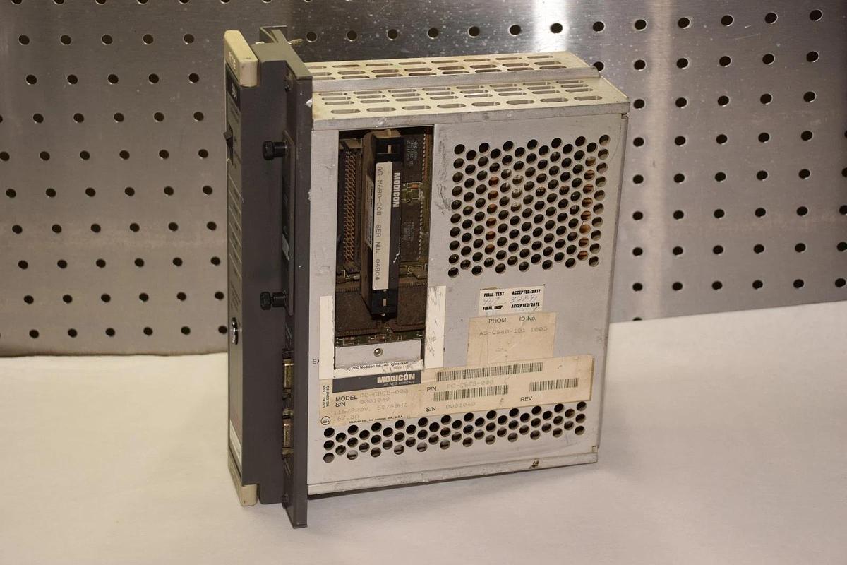 Used MIDICON PC-CBCB-000 WITH AS-M680-008 115/220V MODULE CLUTCH & BREAK CONTROLLER