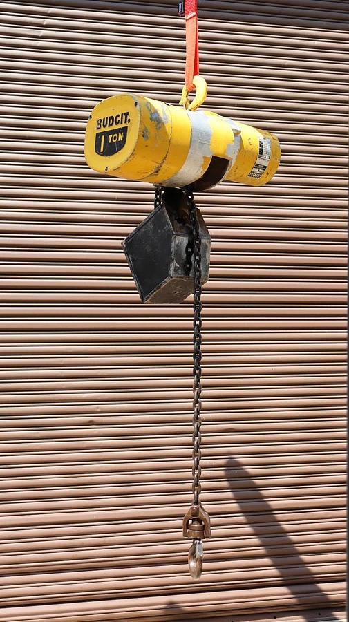 Used Budgit Chain Hoist 1 Ton 2000lb K-356-2 309826-87A  10" Chain Drop 230/460v 3ph