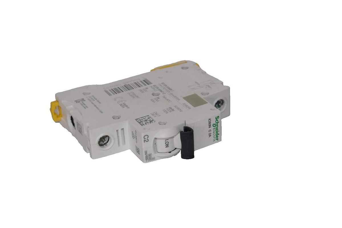 Used SCHNEIDER ELECTIRC iC60N C 2A , CNS14816-2 1P 230/400V Miniature Circuit Breaker