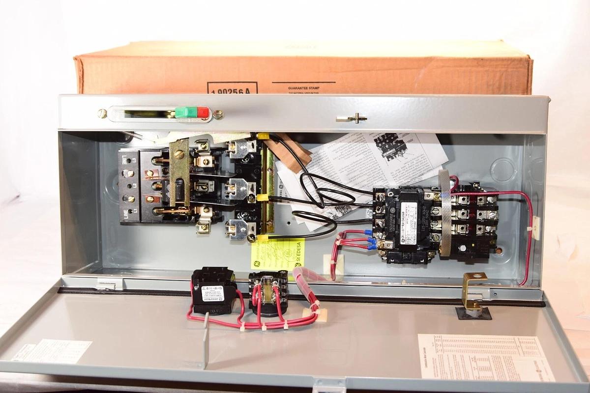 GE CR308BT02RA1DALKA 30A 250V 300-Line Size 0 Control Combination Starter NEW