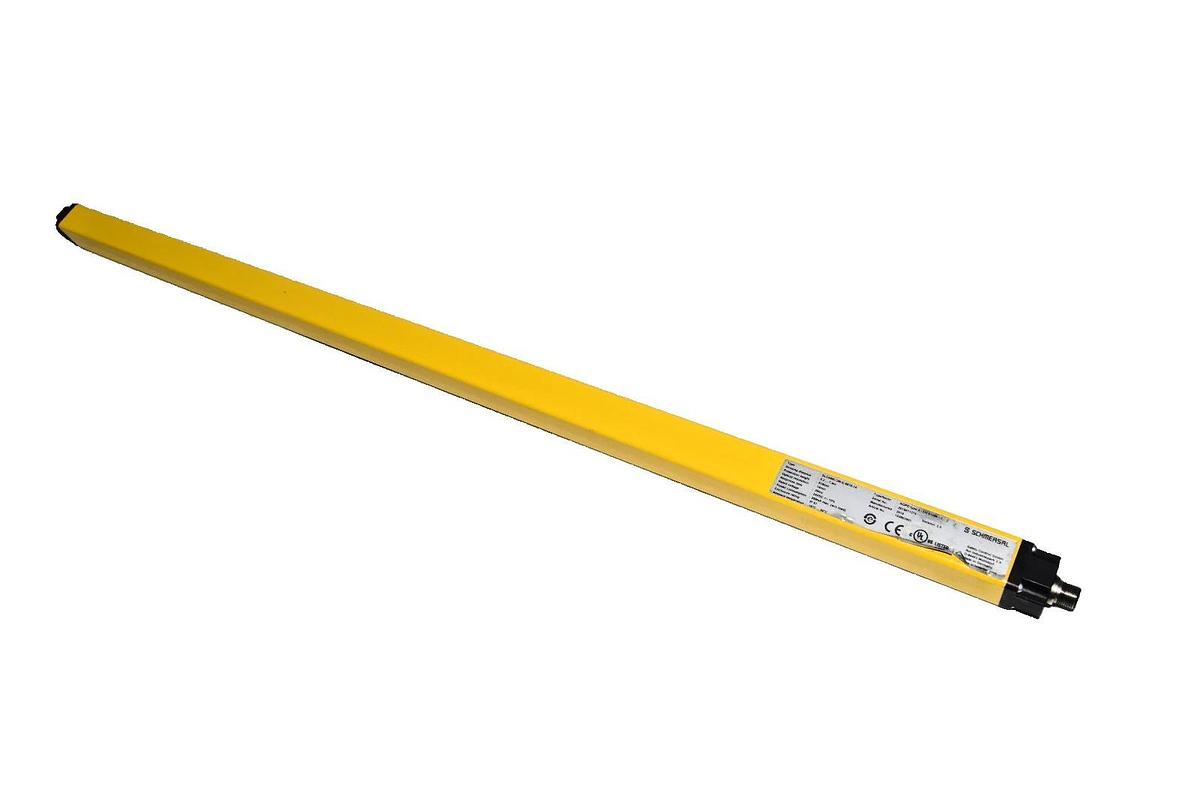 Used Schmersal Safety Light Curtain SLC440COM-E-0810-14 Emitter .3-7.0m 24VDC