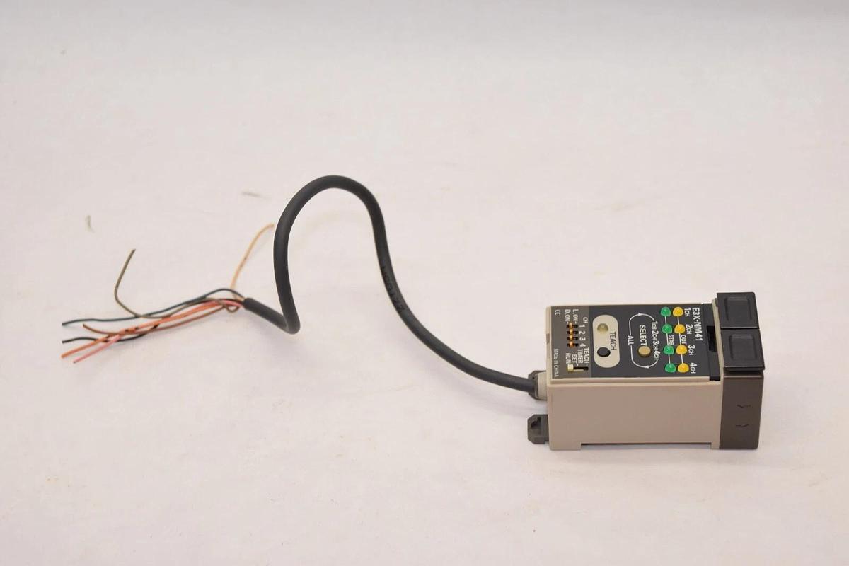 Used OMRON E3X-NM41 Fiber Optic Photoelectric Sensor