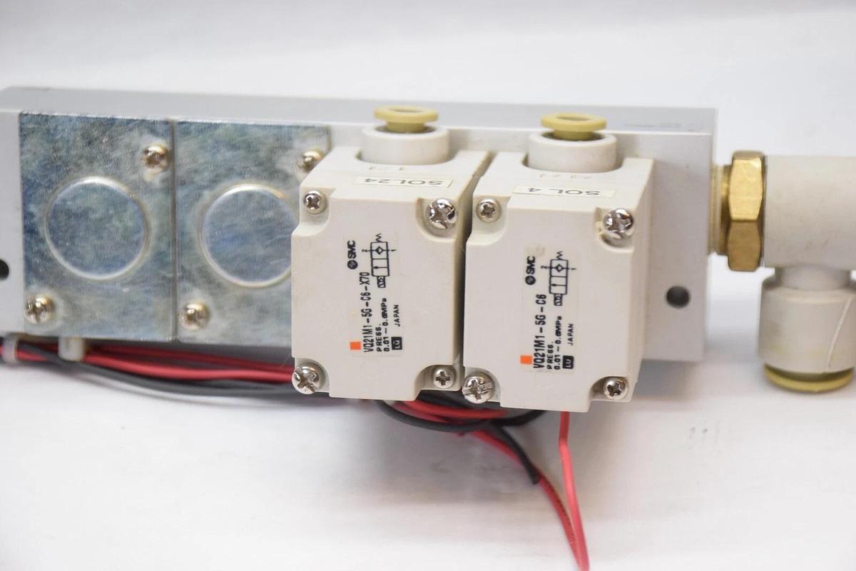 Used SMC Solenoid Valve Manifold A-474-060017 VQ21M1-5G-C6 VQ21M1-5G-C6-X70 Valves