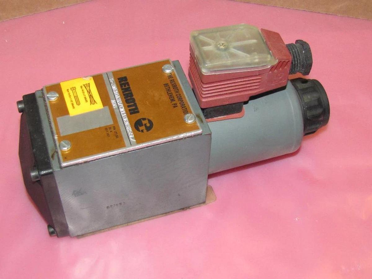 REXROTH VALVE 5-3WE1OA32/CW11ORN9Z55L/A08 NEW