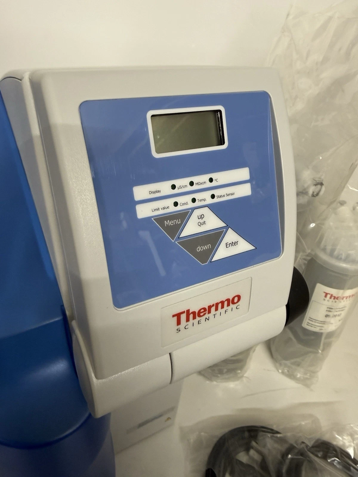 Thermo Scientific Smart2Pure 12 UV Water Purification System 50189888 (New)