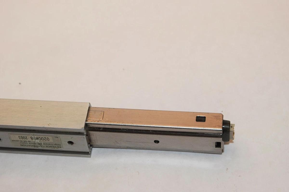 Used KEYENCE PJ-V20R With PJ-V21R Safety Light Curtain Receiver