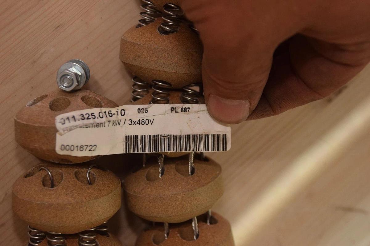 Heizelement 7 kW 3x 480V 011.325.016-10 Daetwyler ET1210199 Heating element