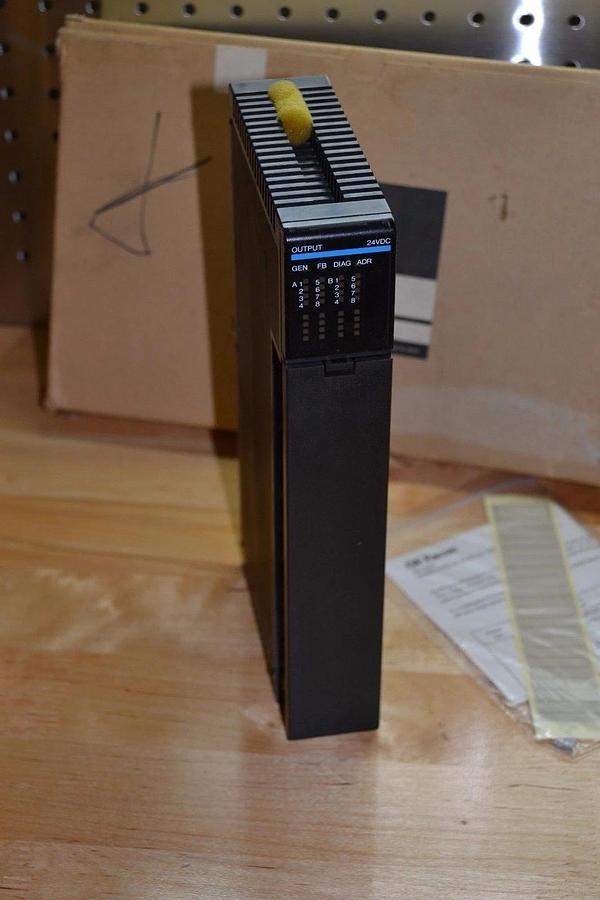 (New) GE Fanuc SeriesFIVE PLC IC655MDL551A 24vdc Output Module 16 circuits