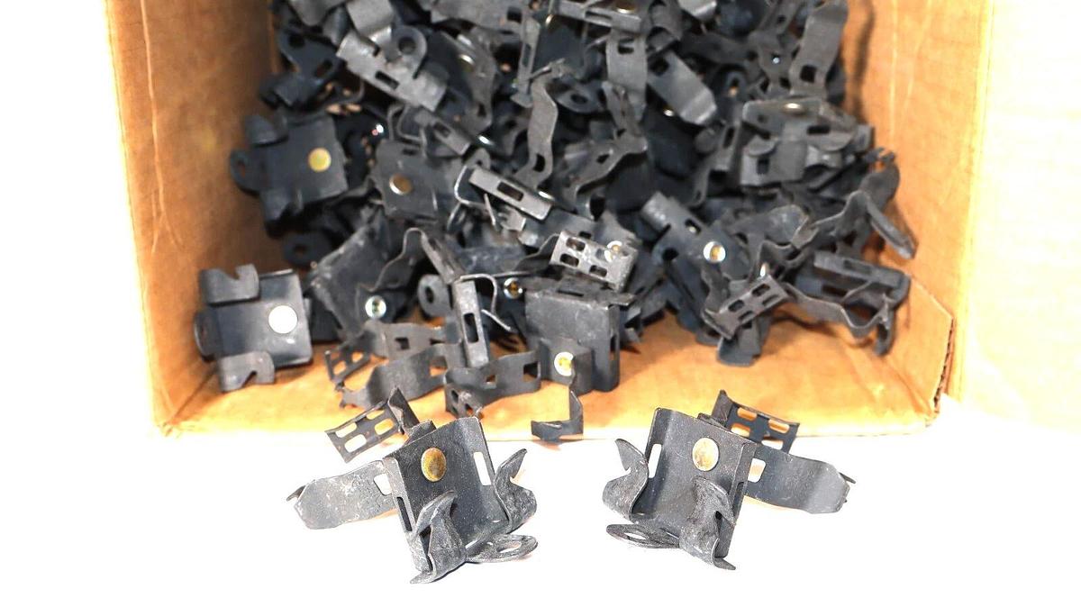 (NEW - Lot of 71) B-LINE BLINE BG-8-12 BG812 Top Mount Conduit T-Bar Fastener