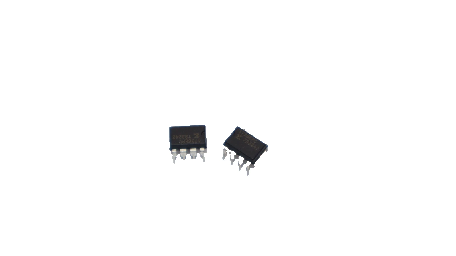 Xilinix Integrated Circut Prom DIP-8 1736EPC (New - Lot of 2)