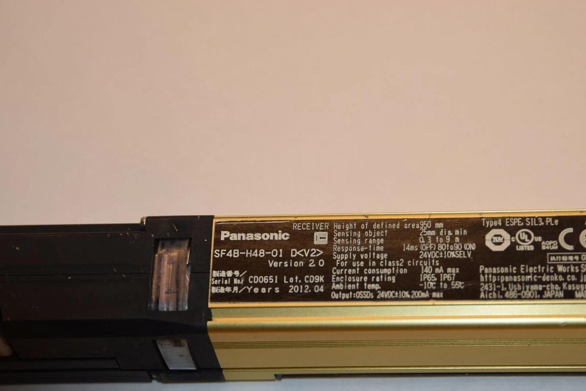 Used SUNX SF4B-H48-01 D V2 Receiver Safety light curtain Matsushita Electric PANSONIC