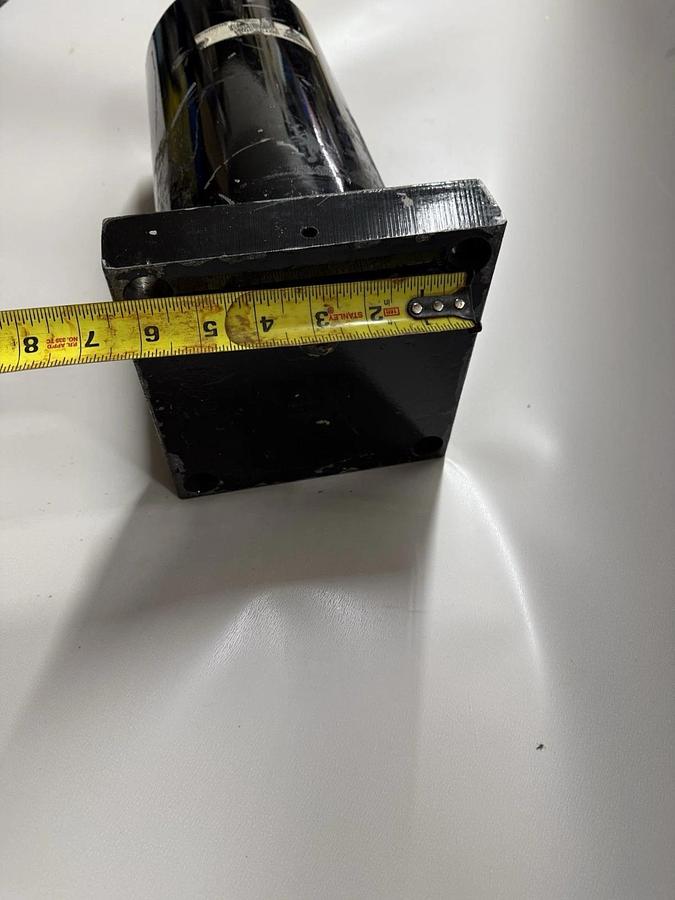 Used Vermeer Cylinder 307378001 6000 GP 307378061 6000GP Isolator